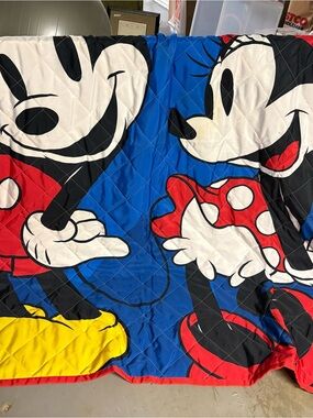 Mickey & Minnie picnic blanket